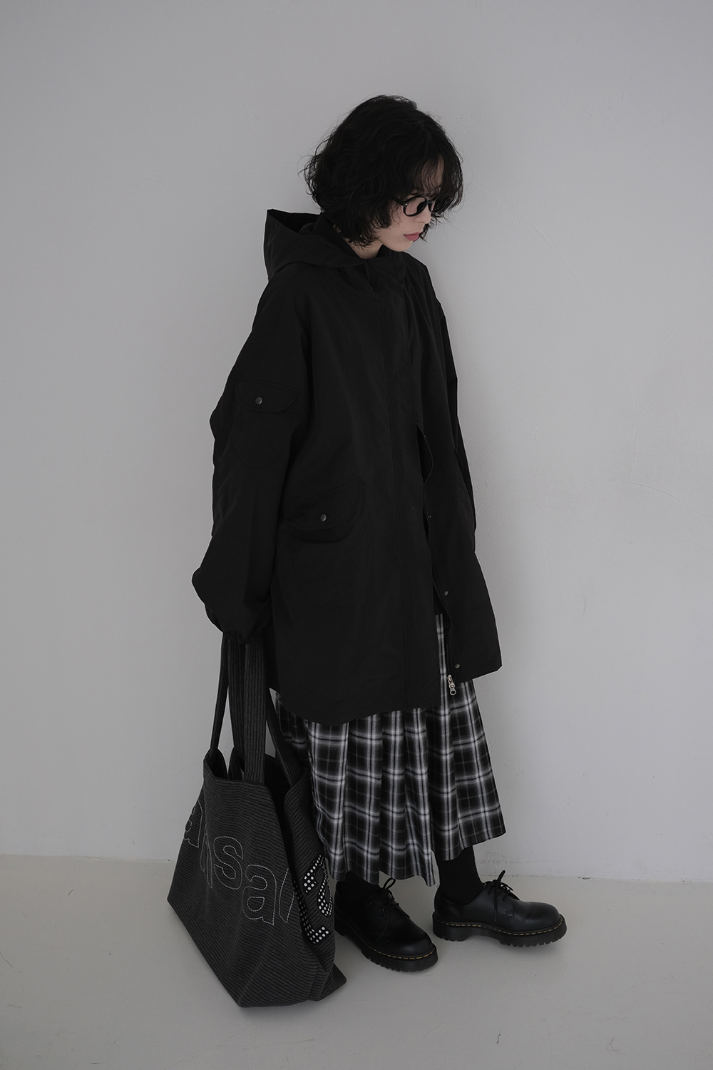 블라우스 모델 착용 이미지-S1L81