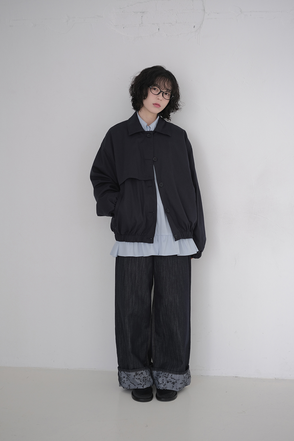 블라우스 모델 착용 이미지-S1L13