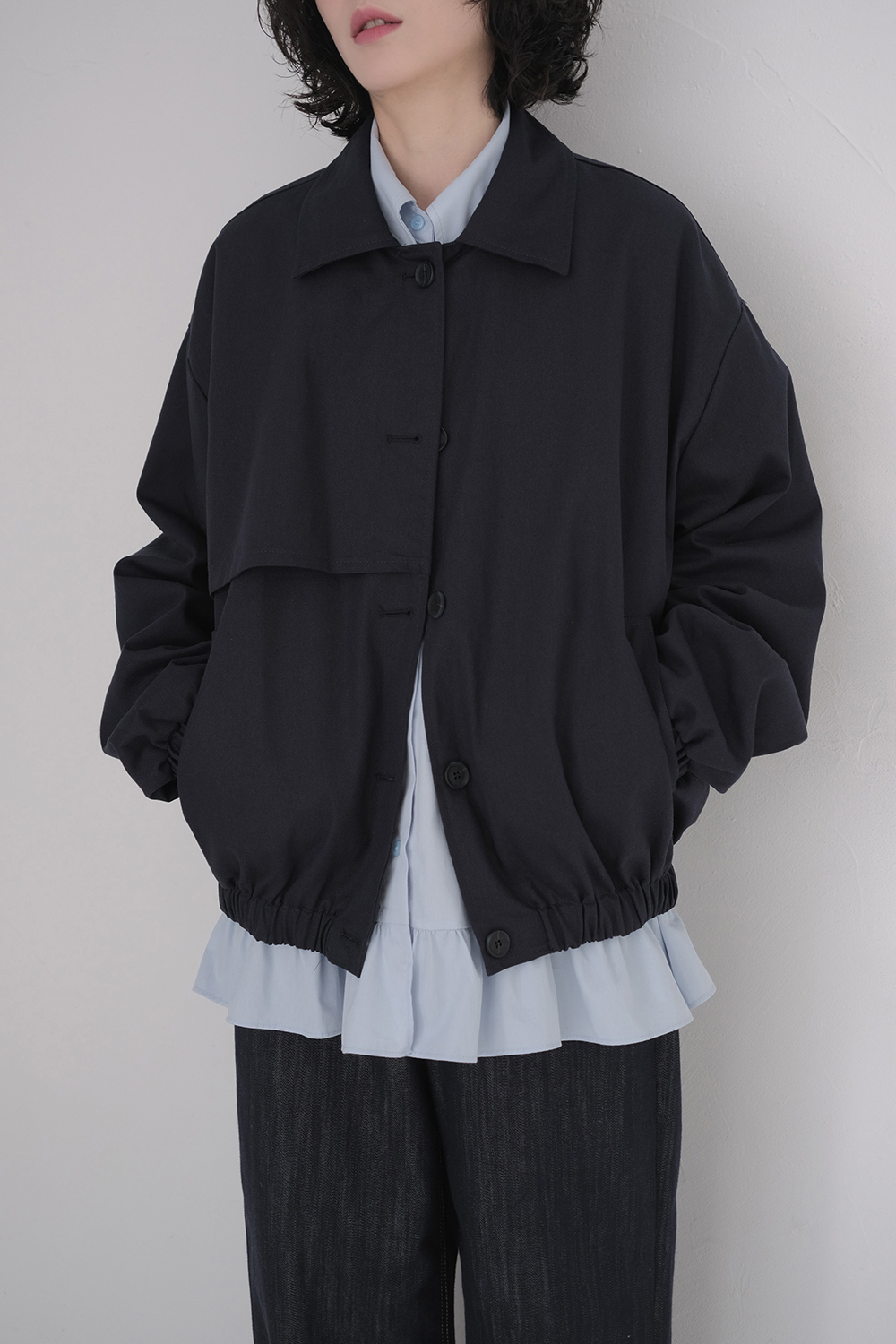 블라우스 모델 착용 이미지-S1L18