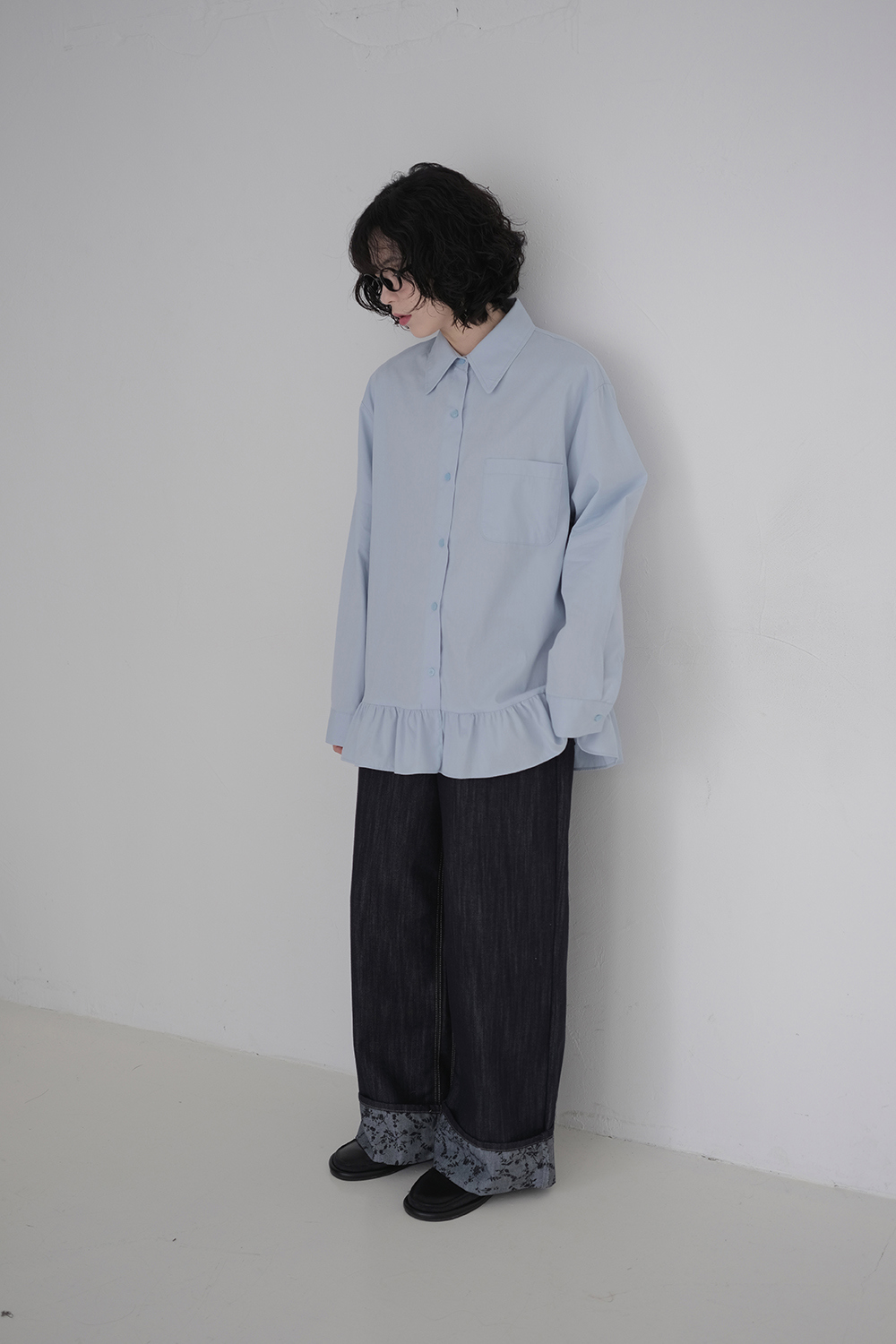 블라우스 모델 착용 이미지-S1L27