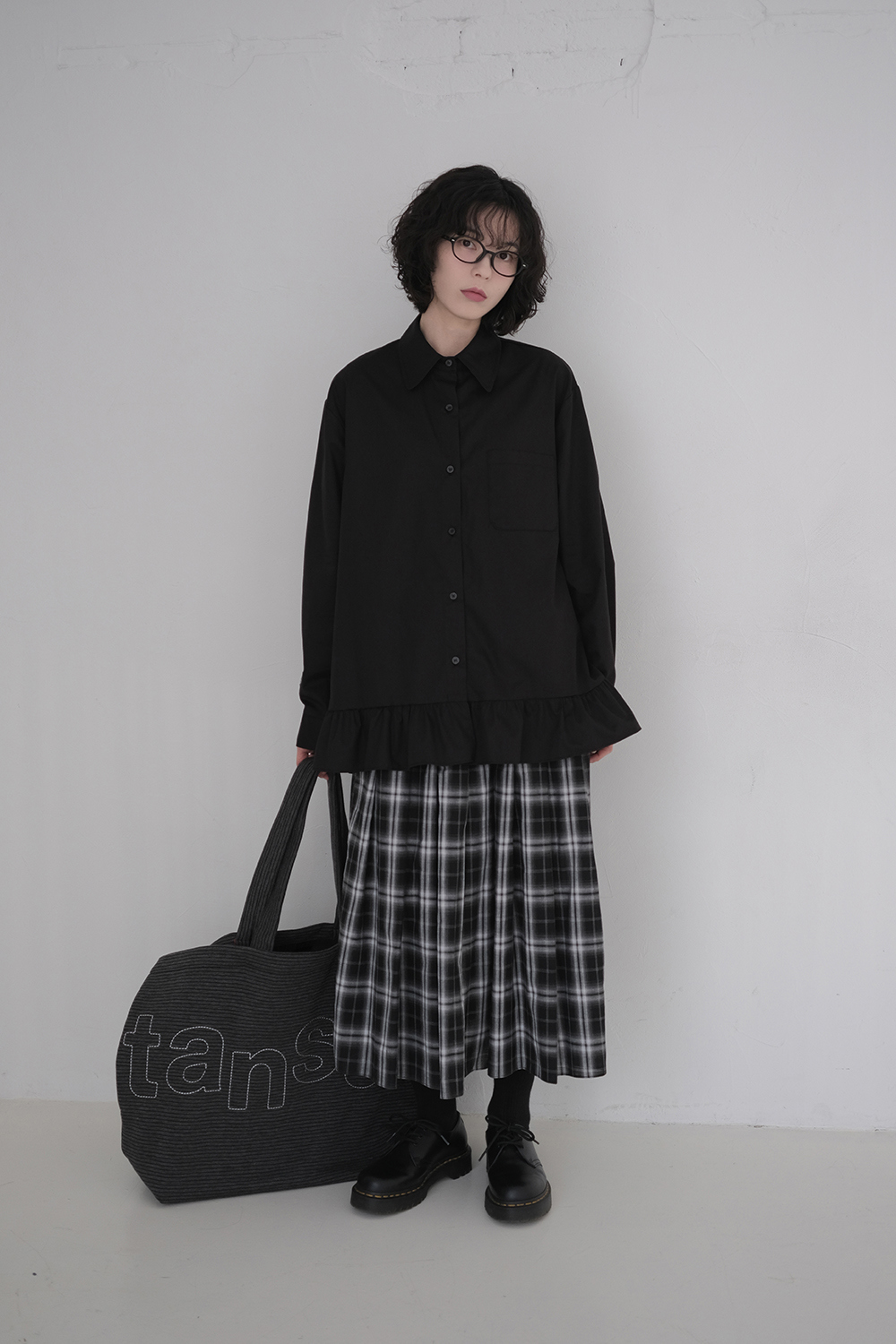 블라우스 모델 착용 이미지-S1L67