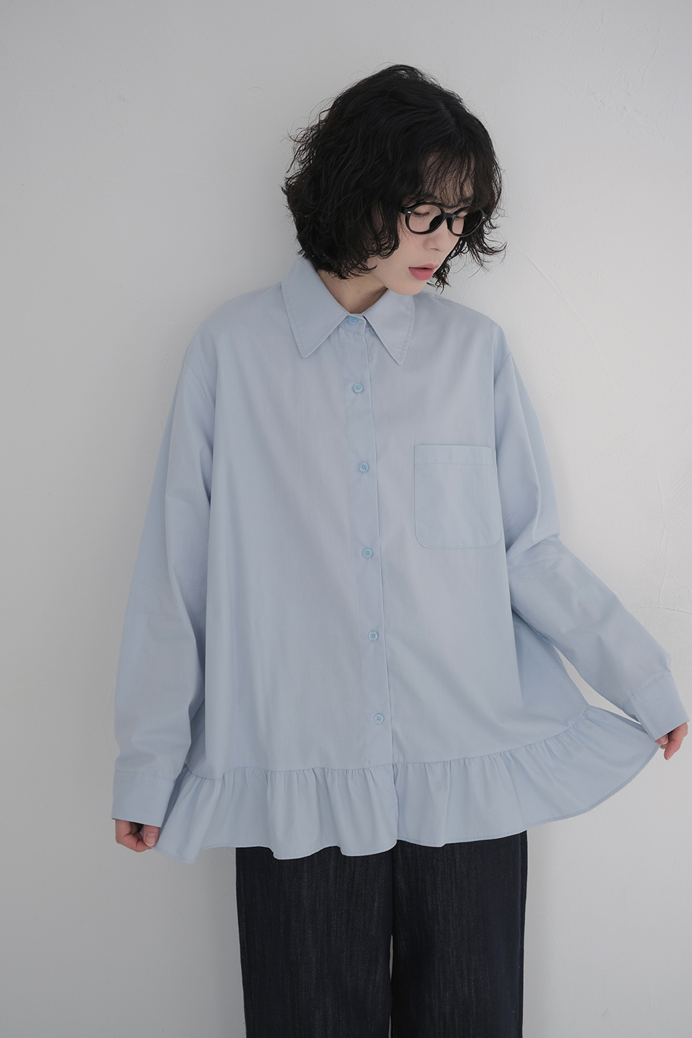 블라우스 모델 착용 이미지-S1L19