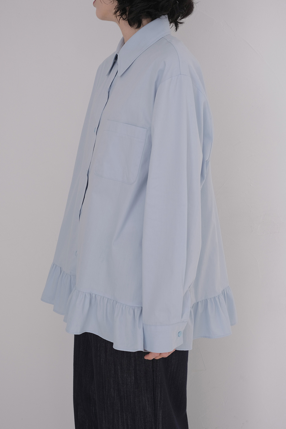 블라우스 모델 착용 이미지-S1L10