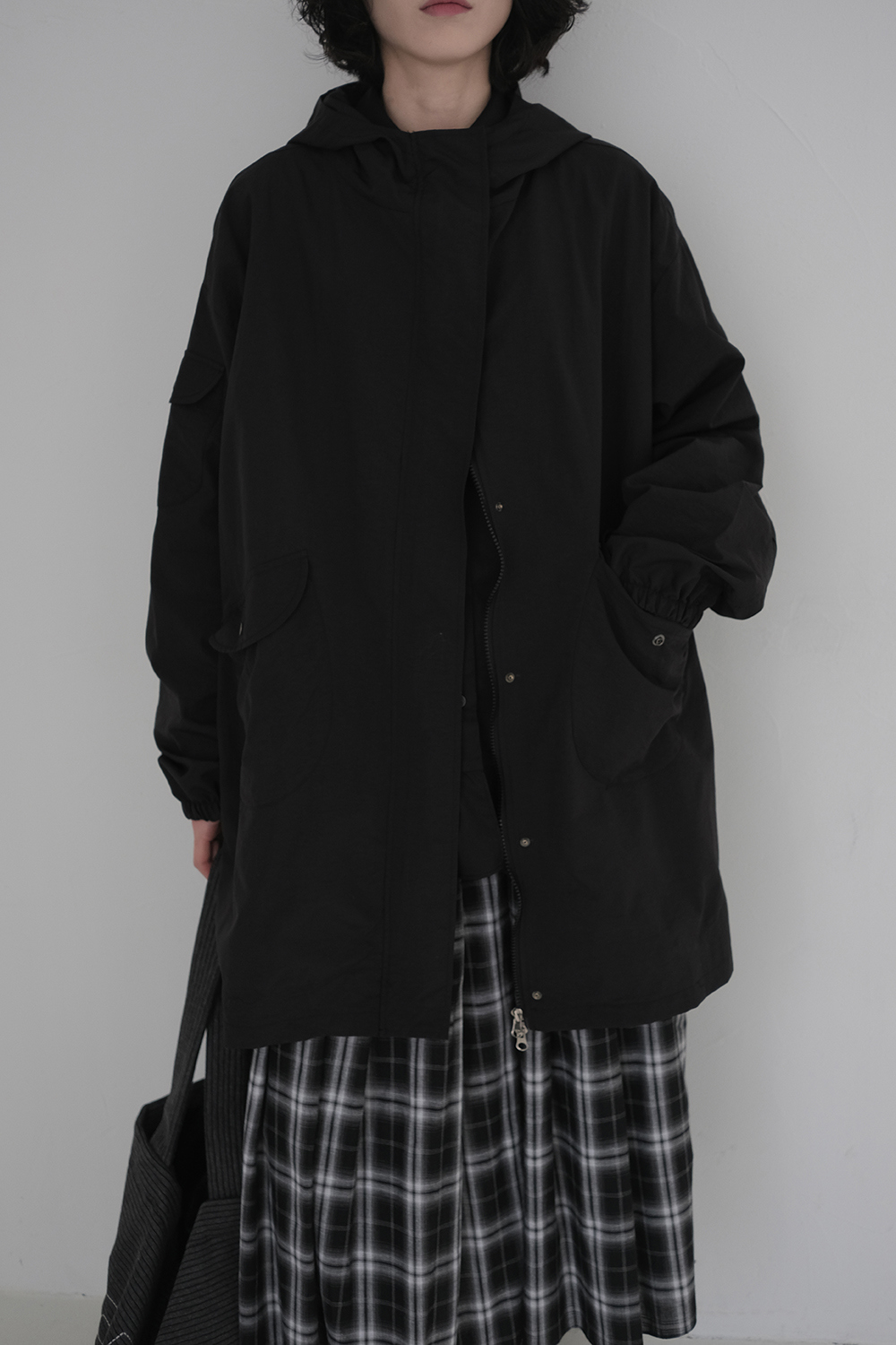 블라우스 모델 착용 이미지-S1L79