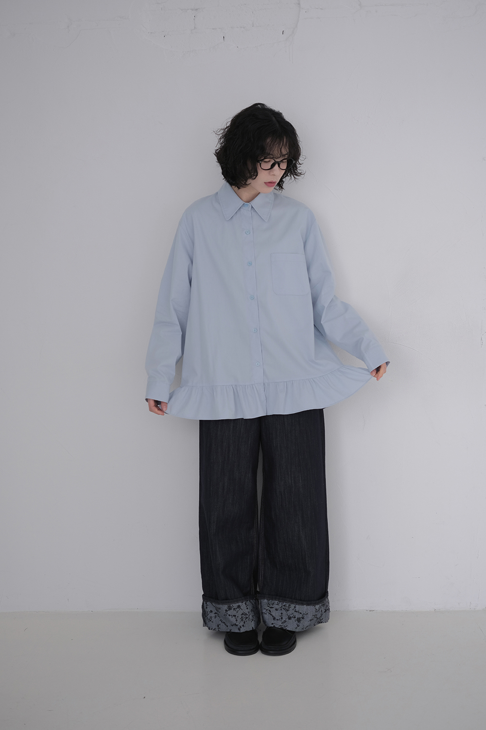 블라우스 모델 착용 이미지-S1L24