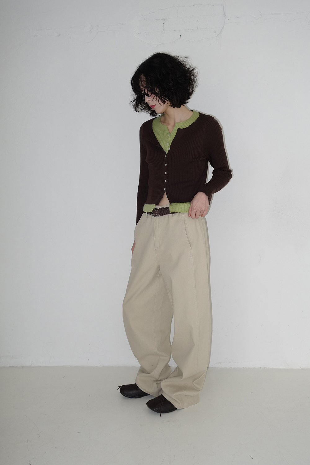 카디건 모델 착용 이미지-S1L15