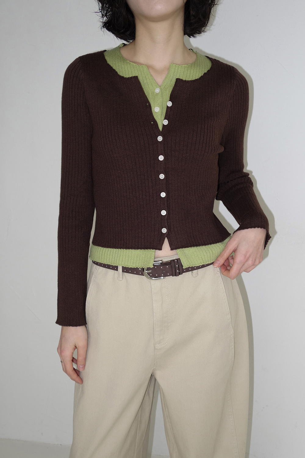 카디건 모델 착용 이미지-S1L12