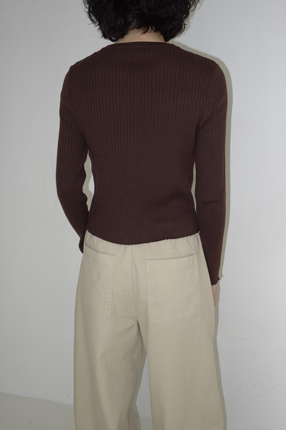 카디건 모델 착용 이미지-S1L10