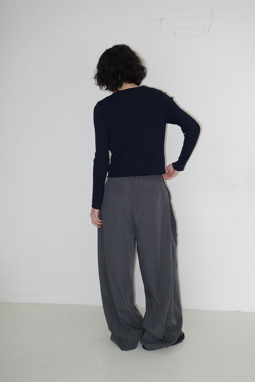 카디건 모델 착용 이미지-S1L35