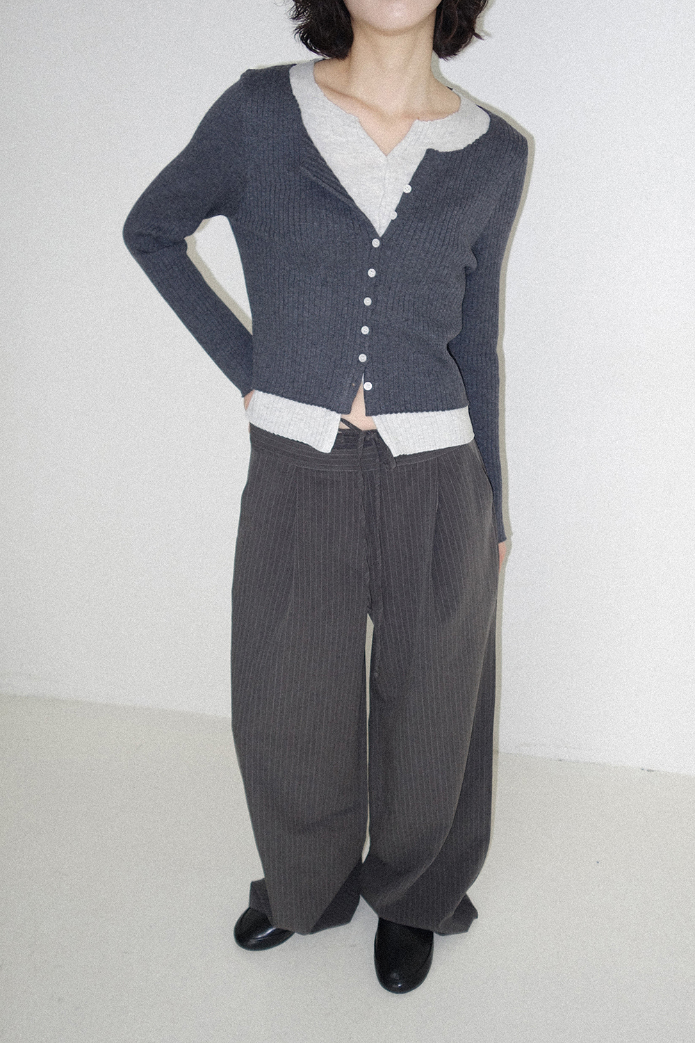 카디건 모델 착용 이미지-S1L53