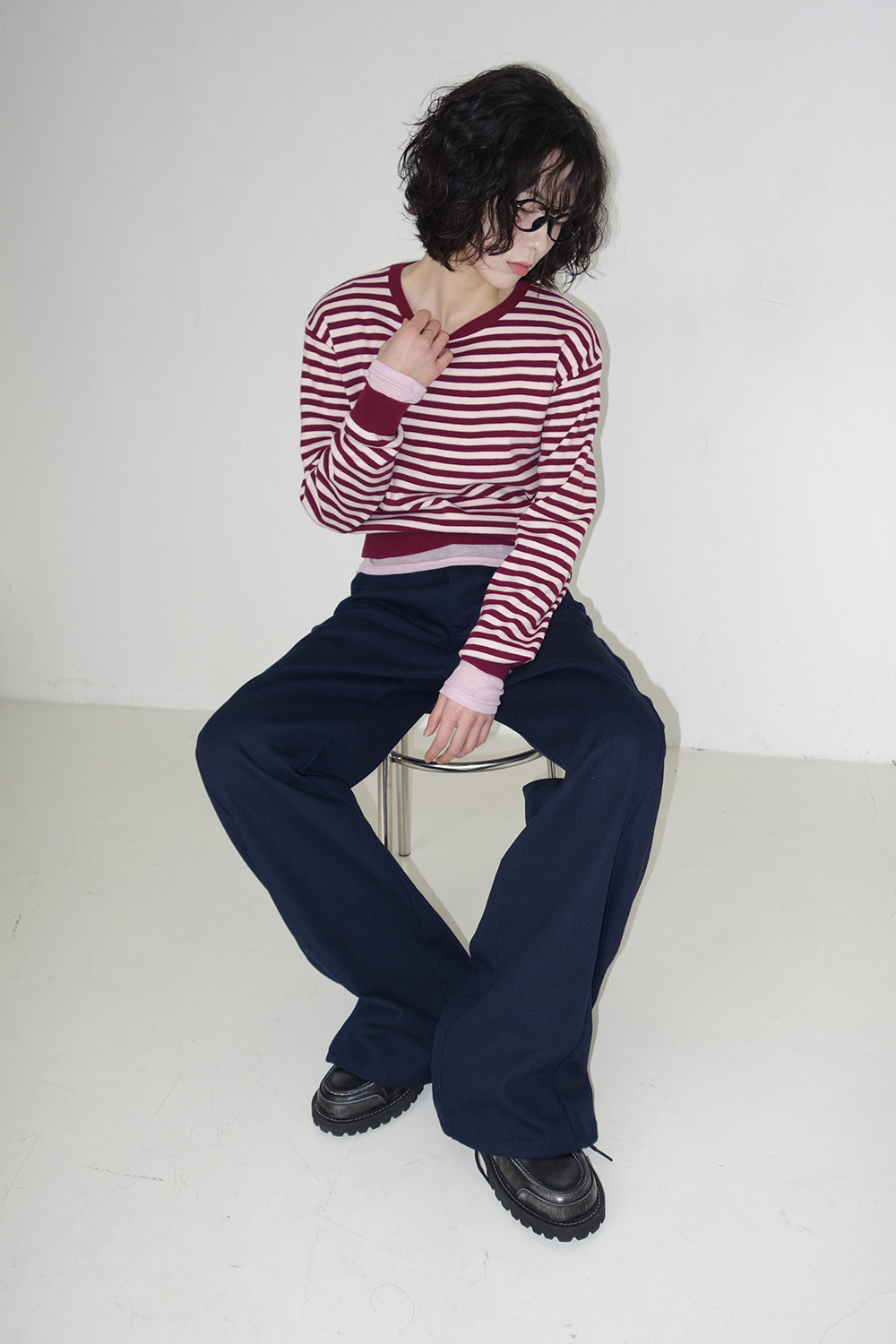 바지 모델 착용 이미지-S2L45