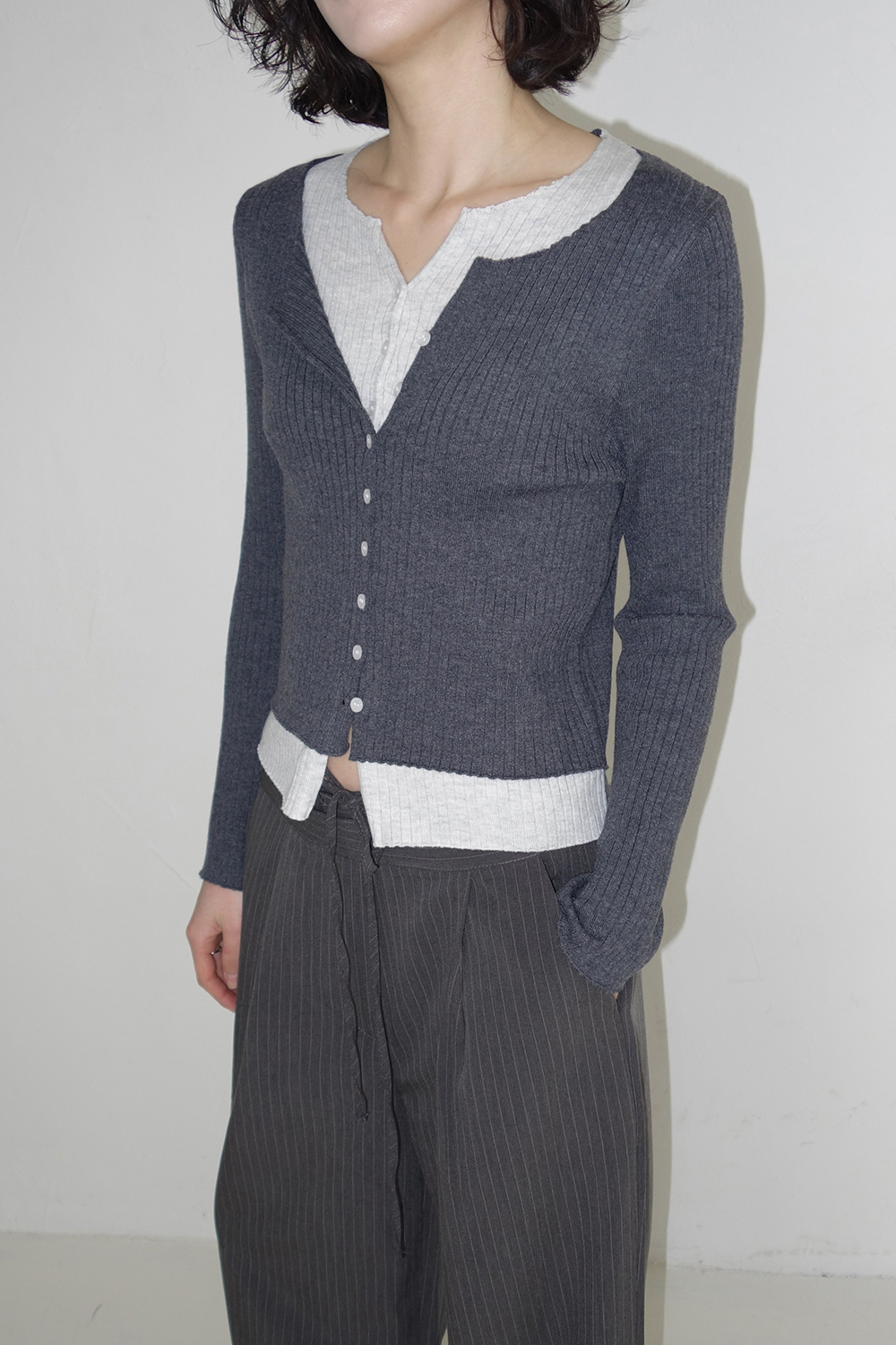 카디건 모델 착용 이미지-S1L54