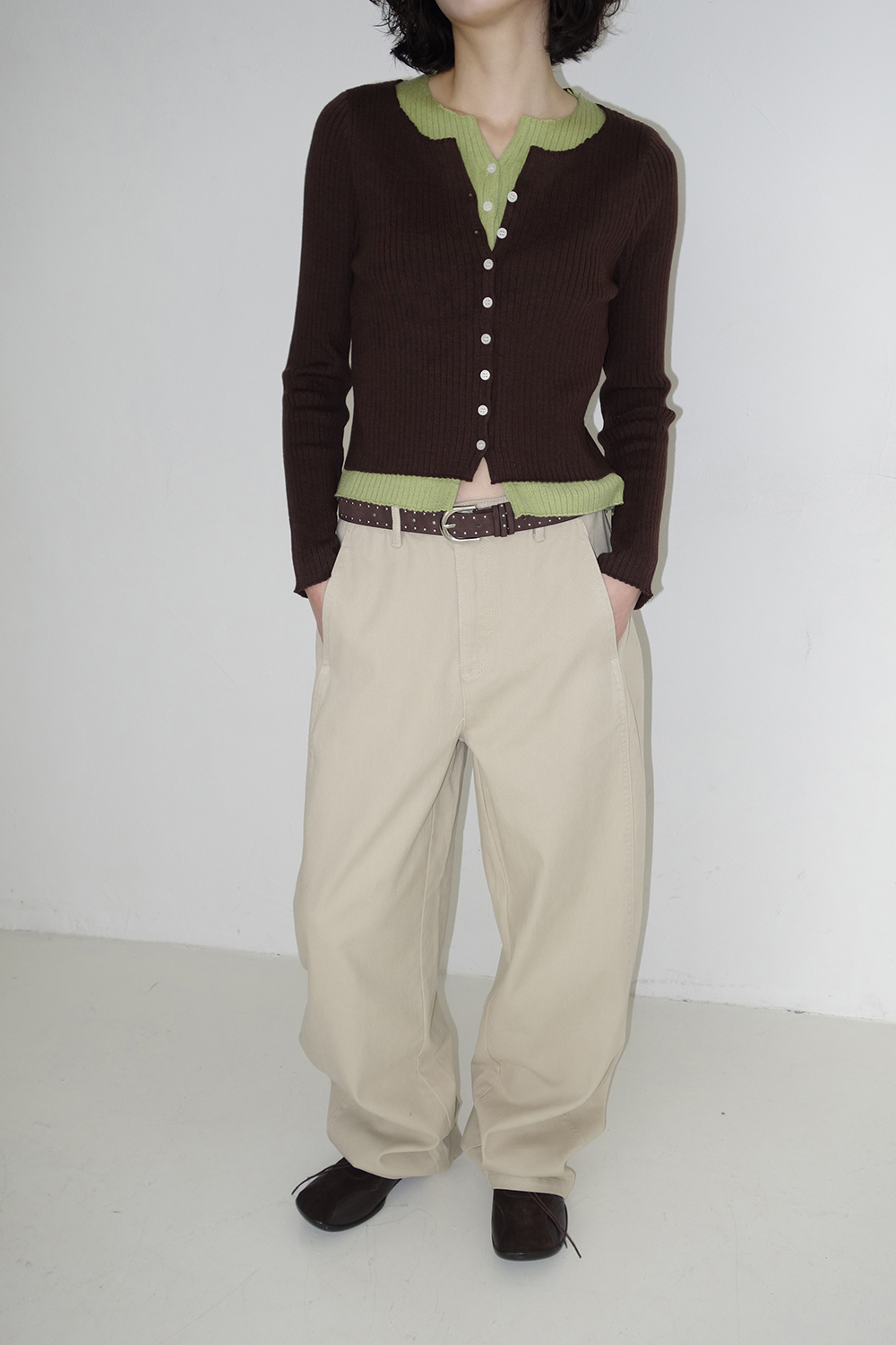 카디건 모델 착용 이미지-S1L20