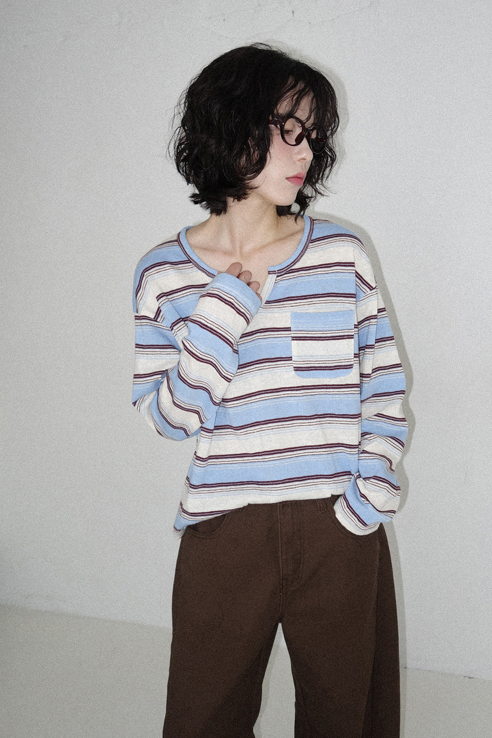 바지 모델 착용 이미지-S3L7