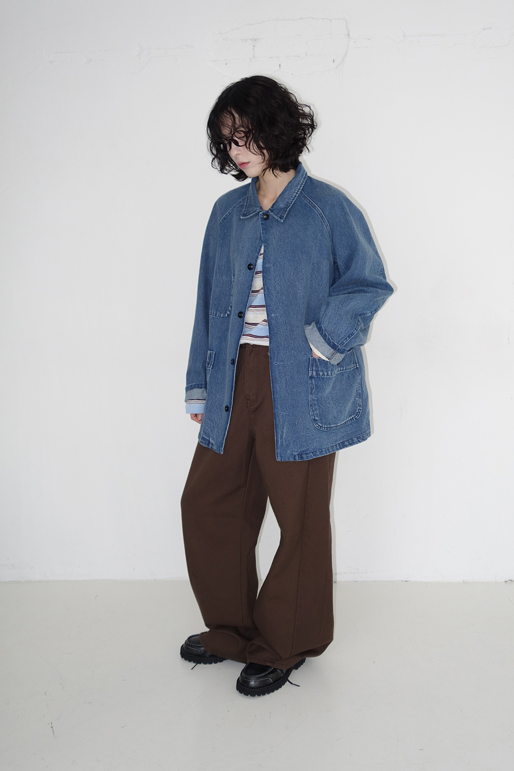 바지 모델 착용 이미지-S3L29