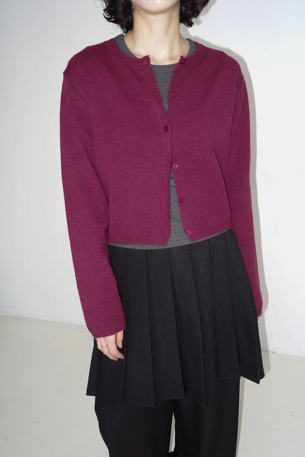 바지 모델 착용 이미지-S2L8