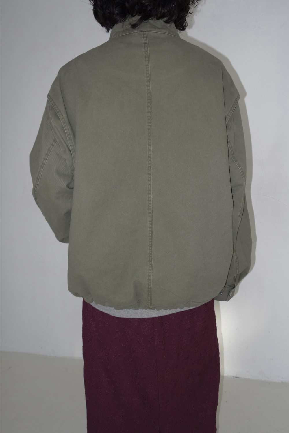 롱 스커트 모델 착용 이미지-S2L20