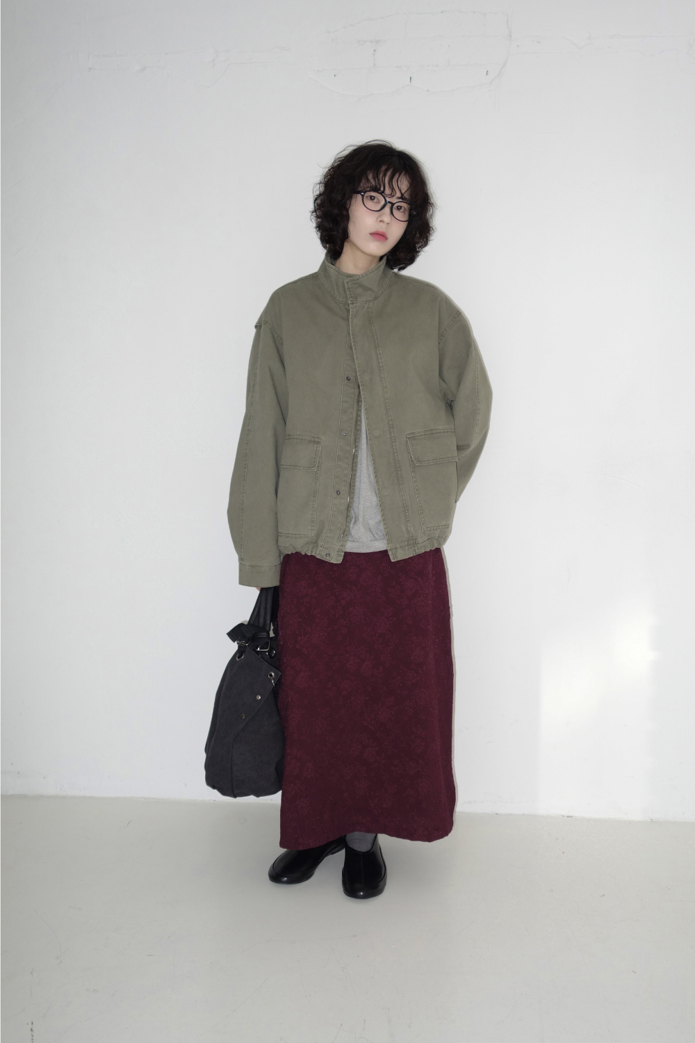 롱 스커트 모델 착용 이미지-S2L13