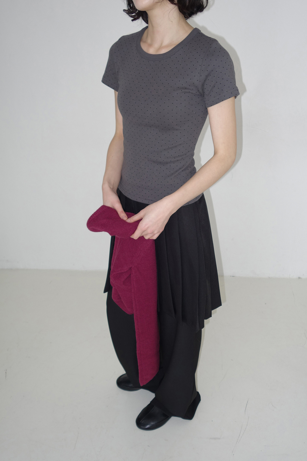 바지 모델 착용 이미지-S2L19