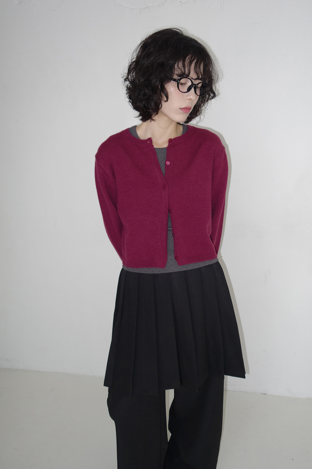 바지 모델 착용 이미지-S2L10