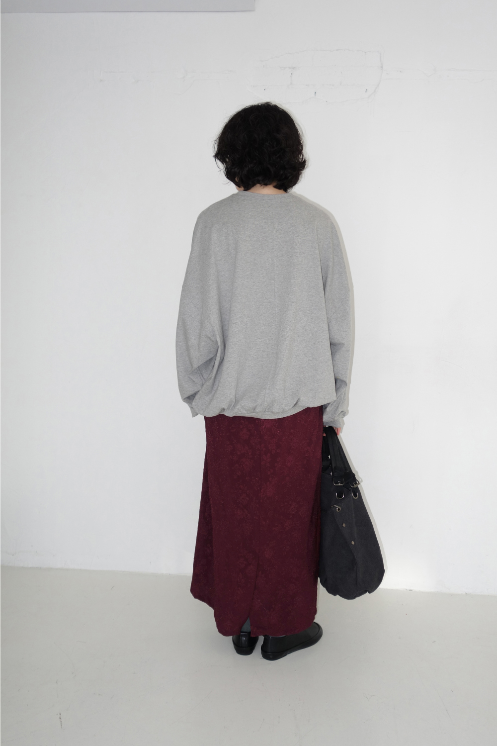 롱 스커트 모델 착용 이미지-S2L32