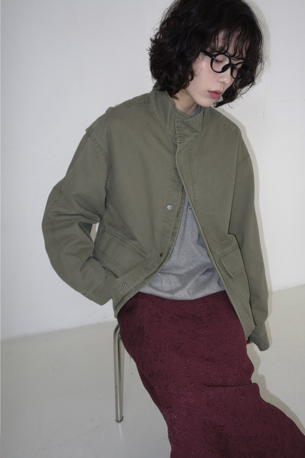 롱 스커트 모델 착용 이미지-S2L24