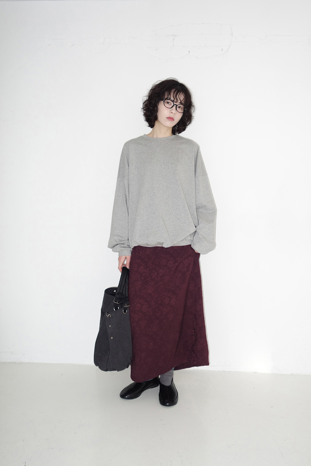 롱 스커트 모델 착용 이미지-S2L29