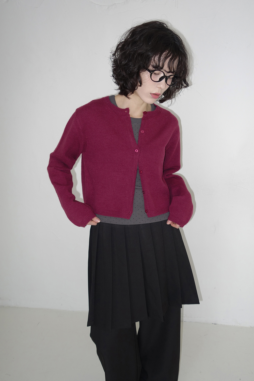 바지 모델 착용 이미지-S2L9