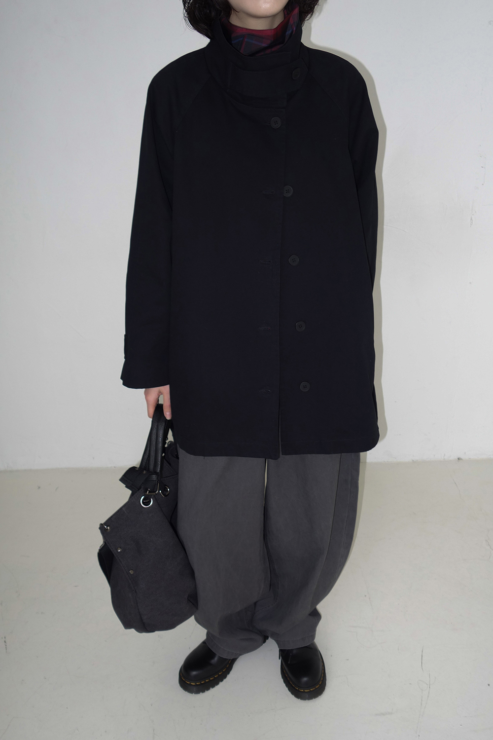 코트 모델 착용 이미지-S1L34