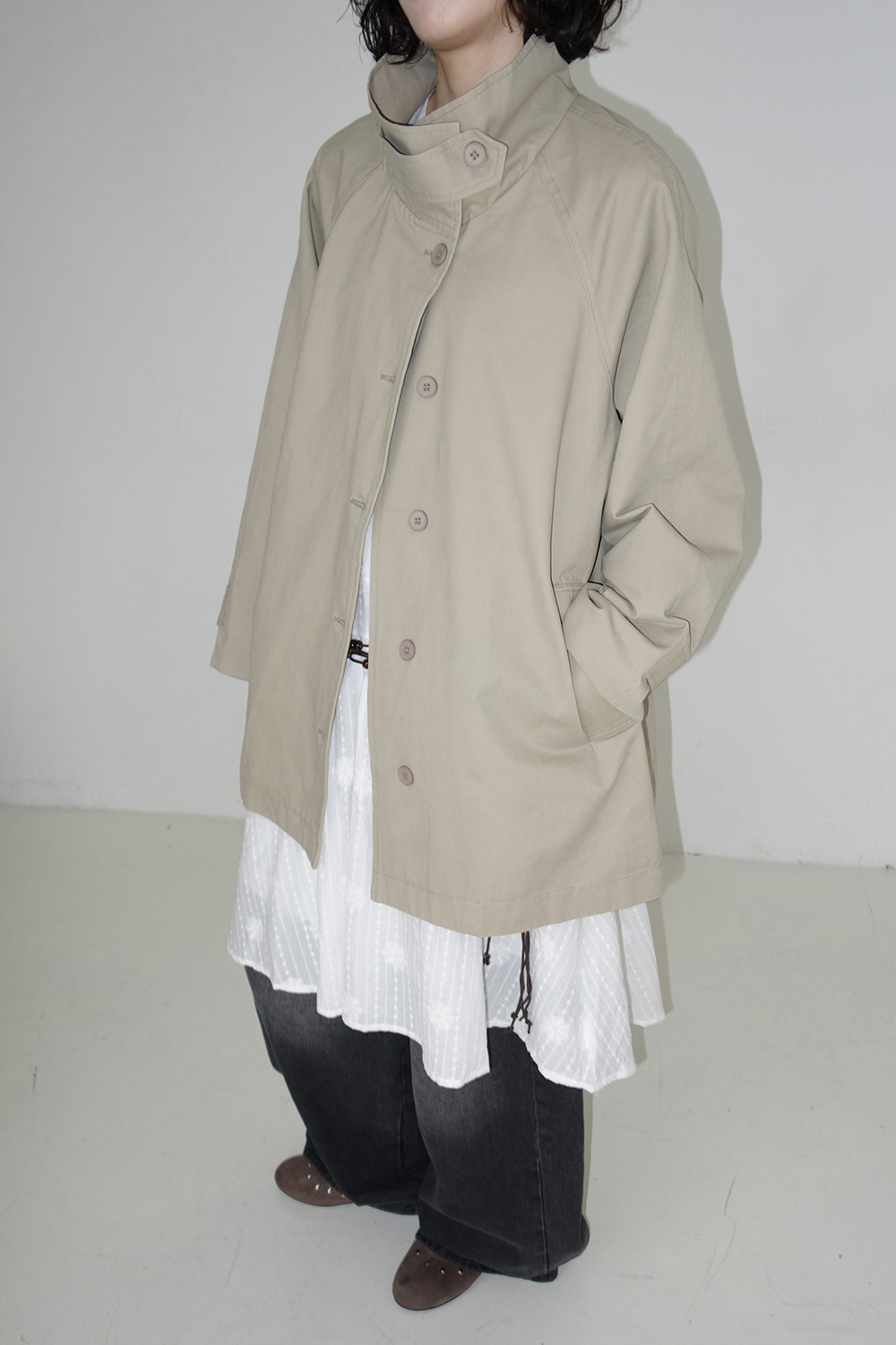 코트 모델 착용 이미지-S1L12