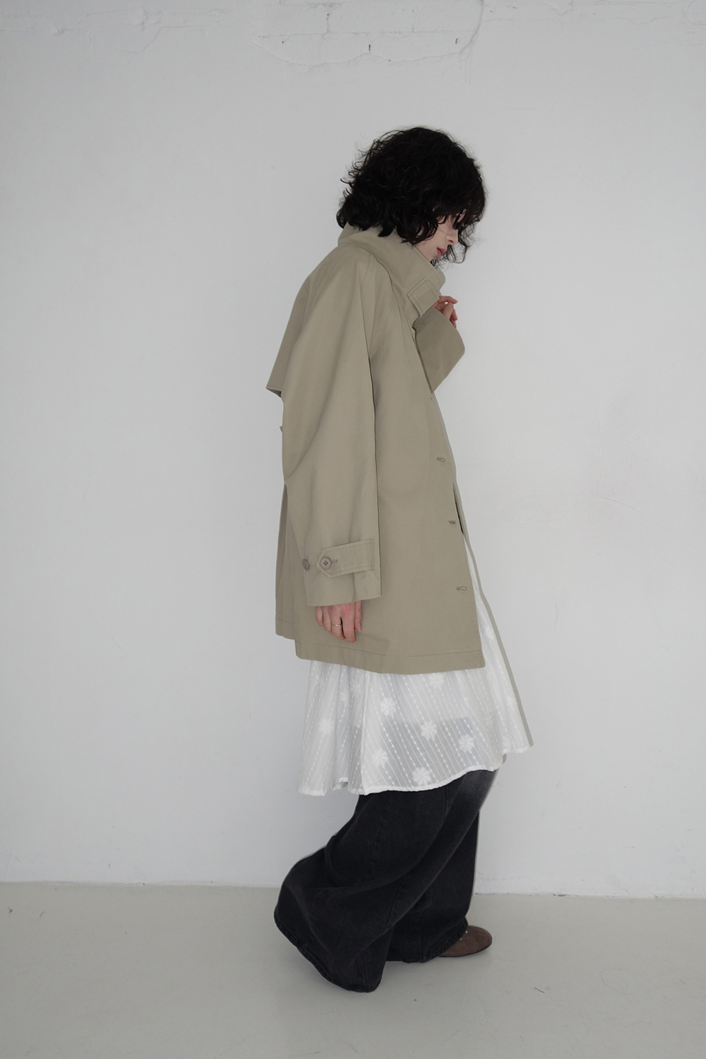 코트 모델 착용 이미지-S1L19