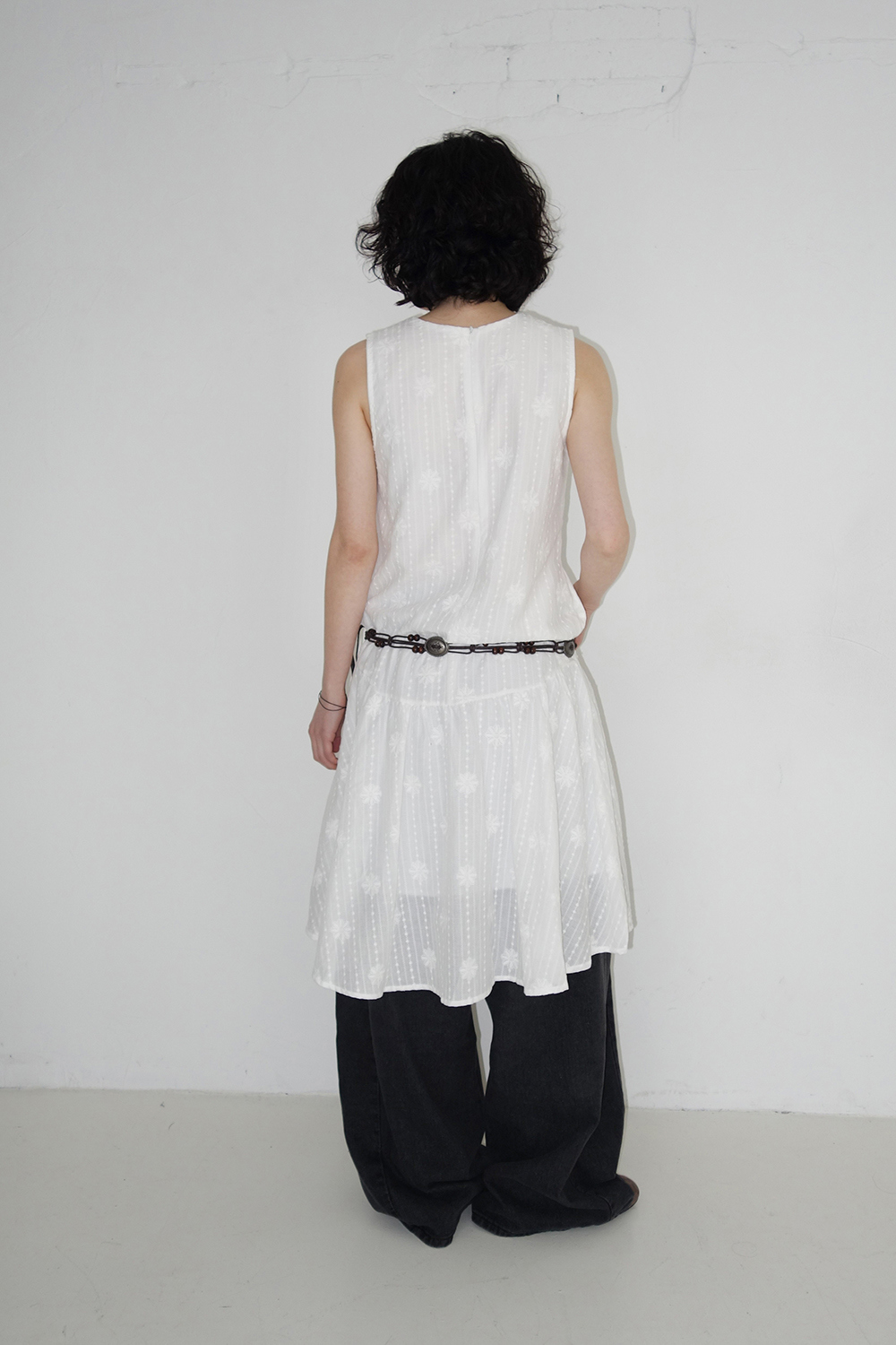 드레스 모델 착용 이미지-S1L9