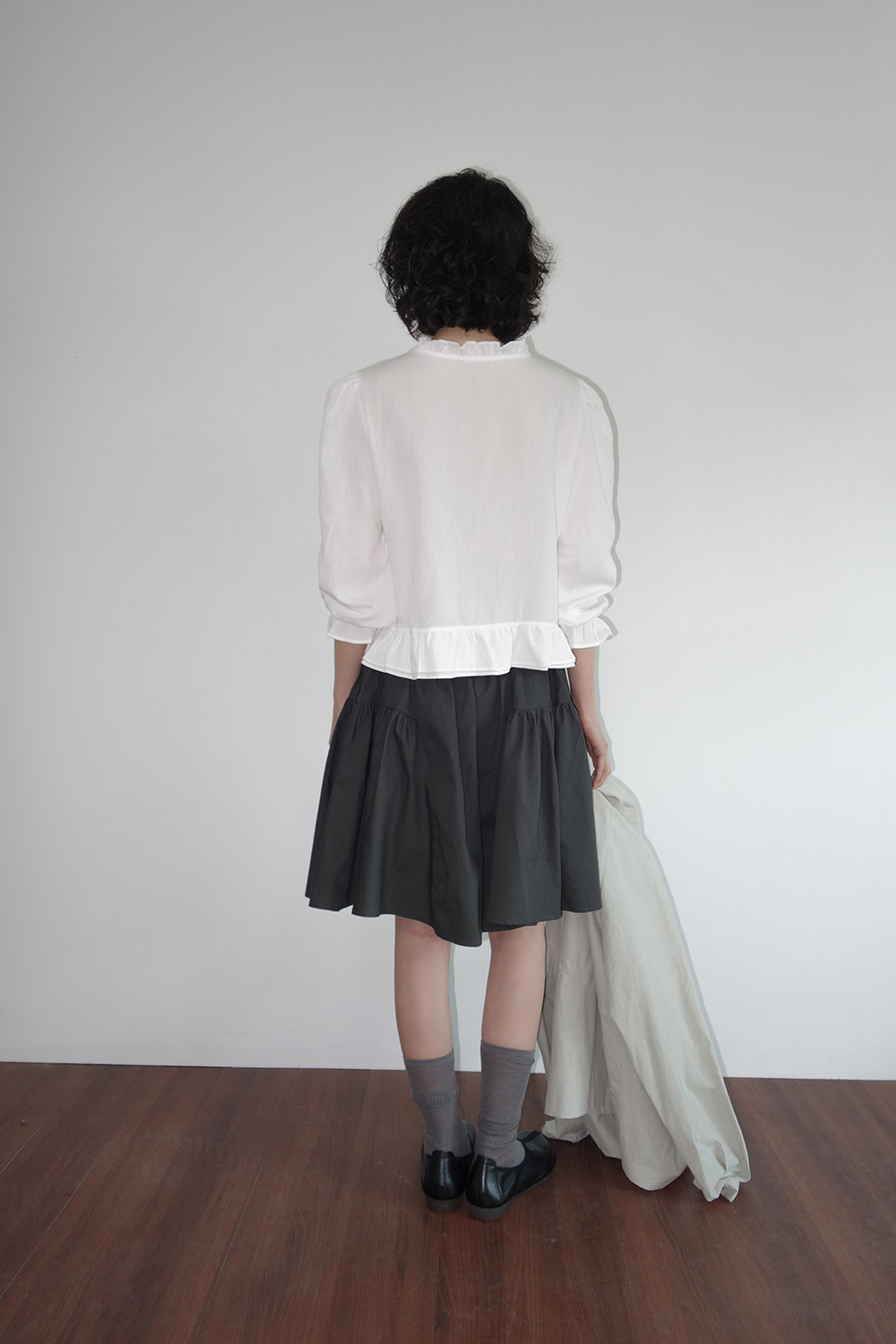 드레스 모델 착용 이미지-S1L23