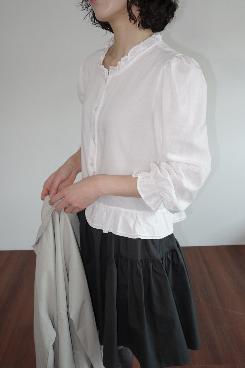 드레스 모델 착용 이미지-S1L10