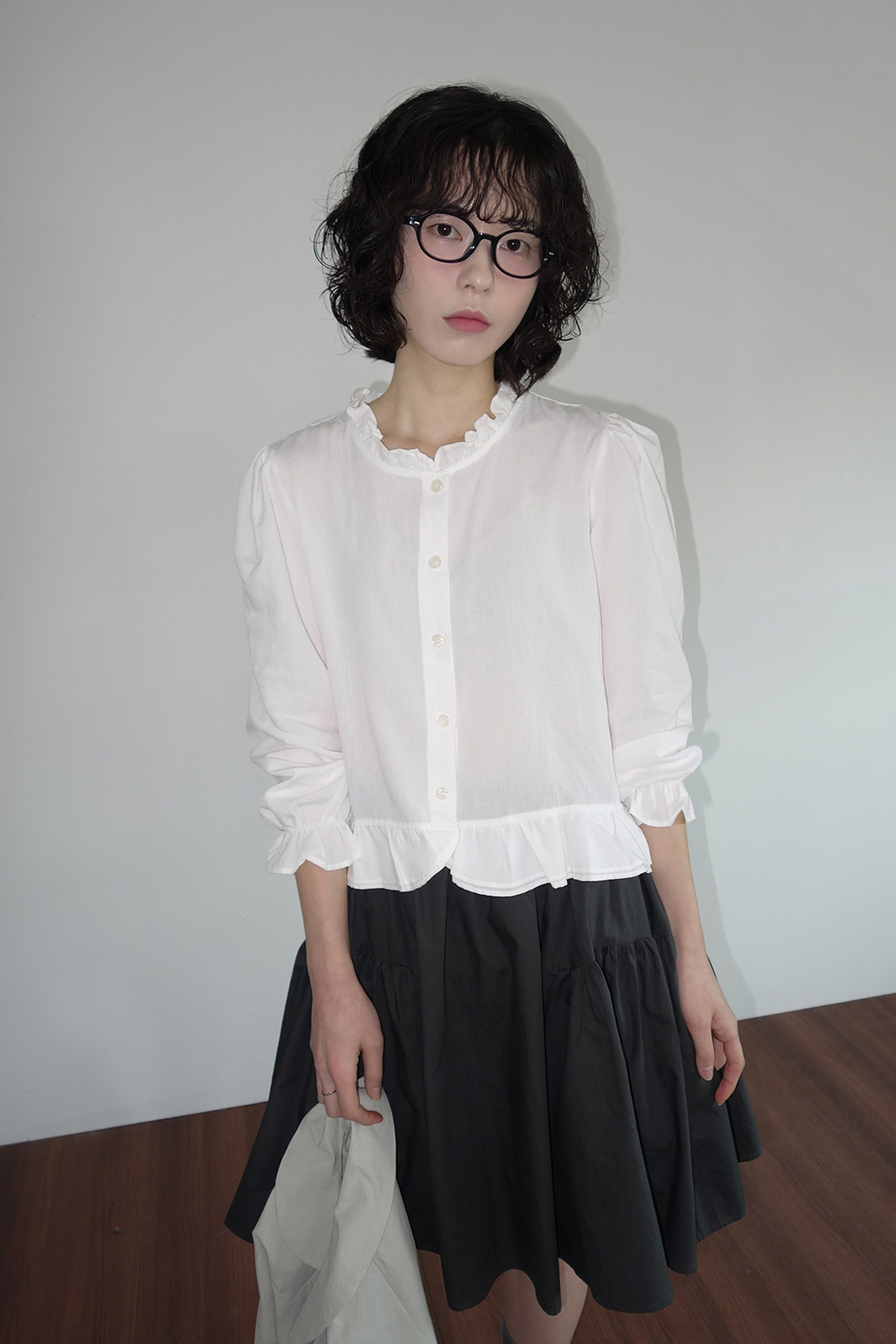 드레스 모델 착용 이미지-S1L5