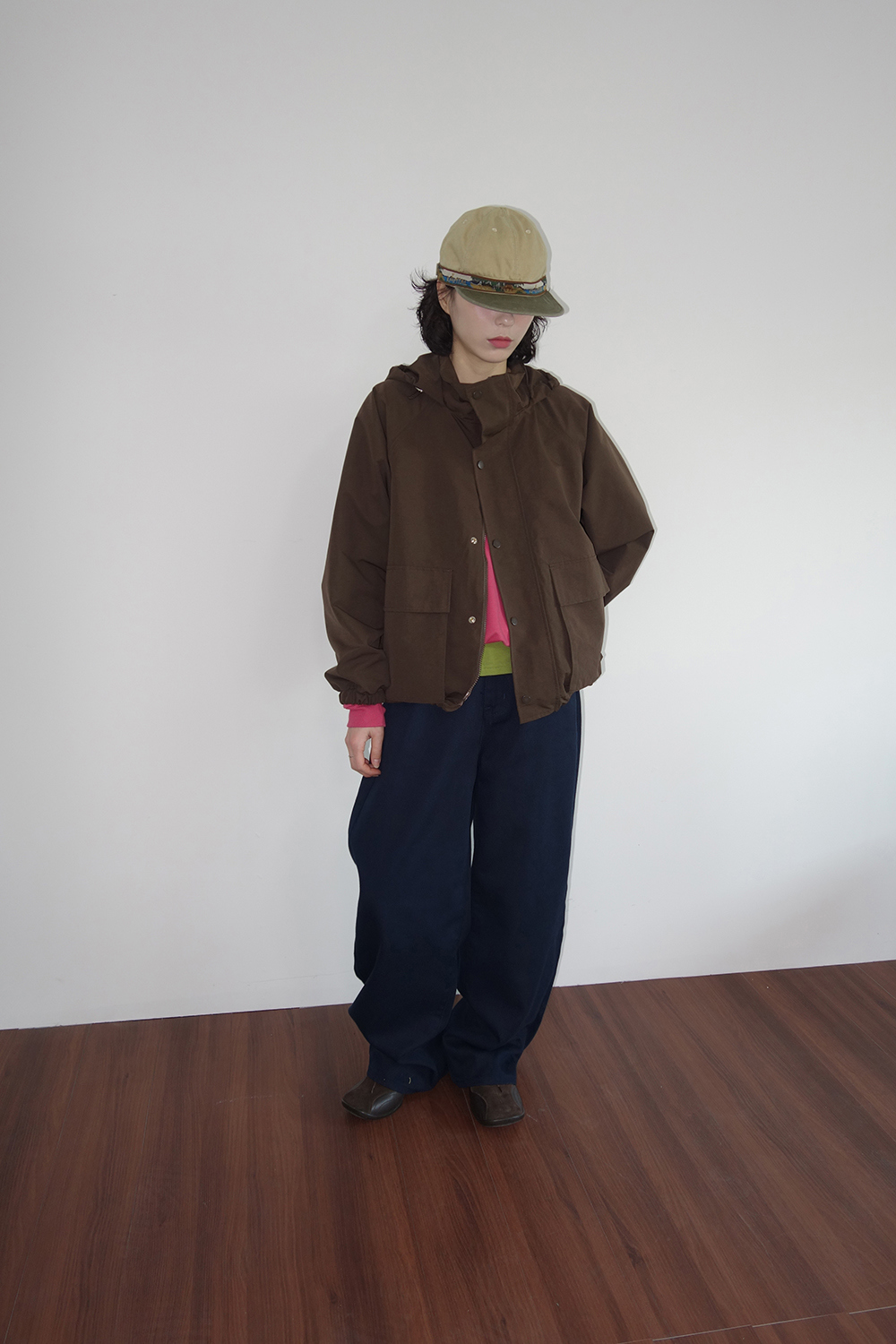 재킷 모델 착용 이미지-S1L10