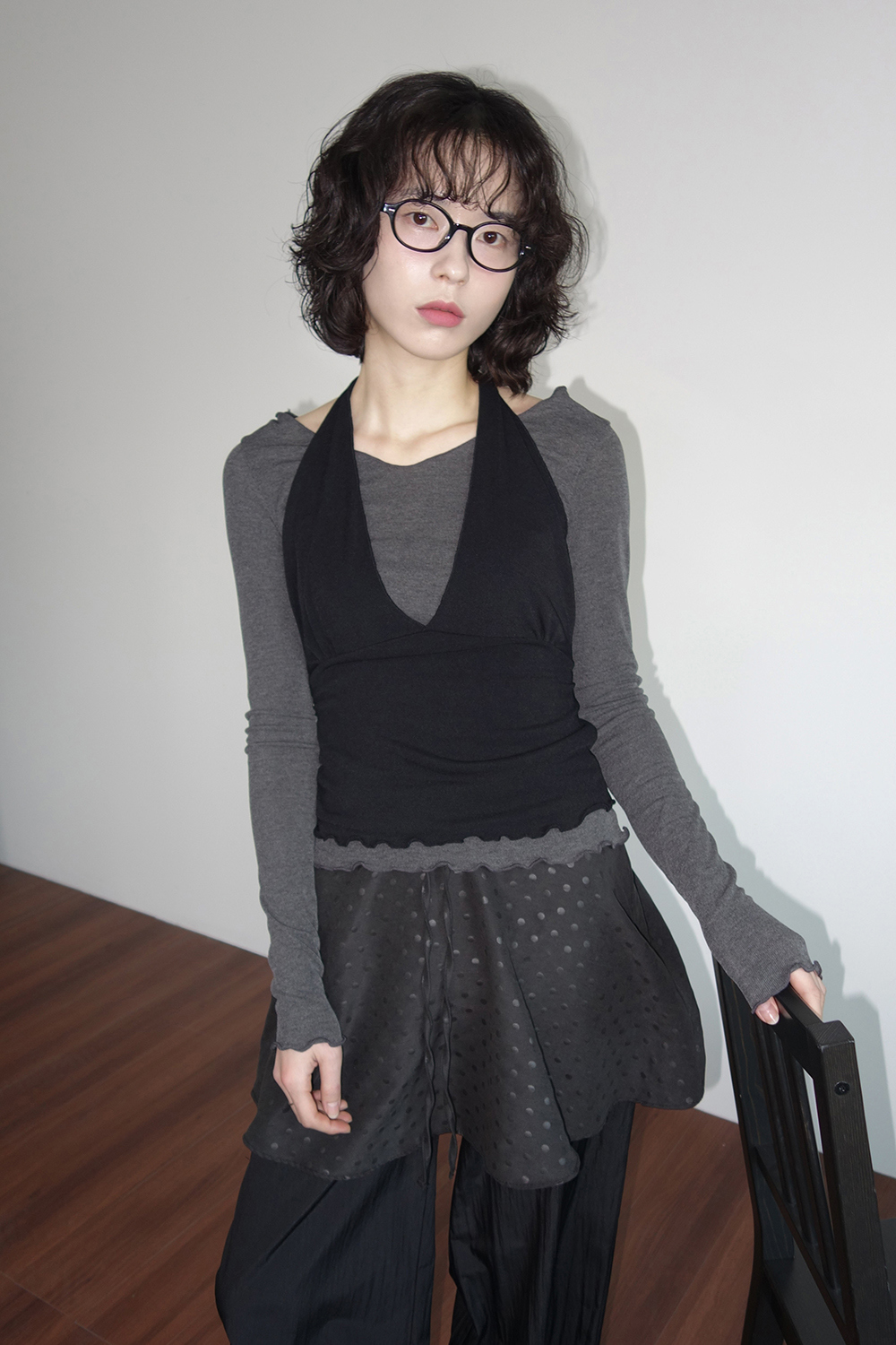 긴팔 티셔츠 모델 착용 이미지-S3L10