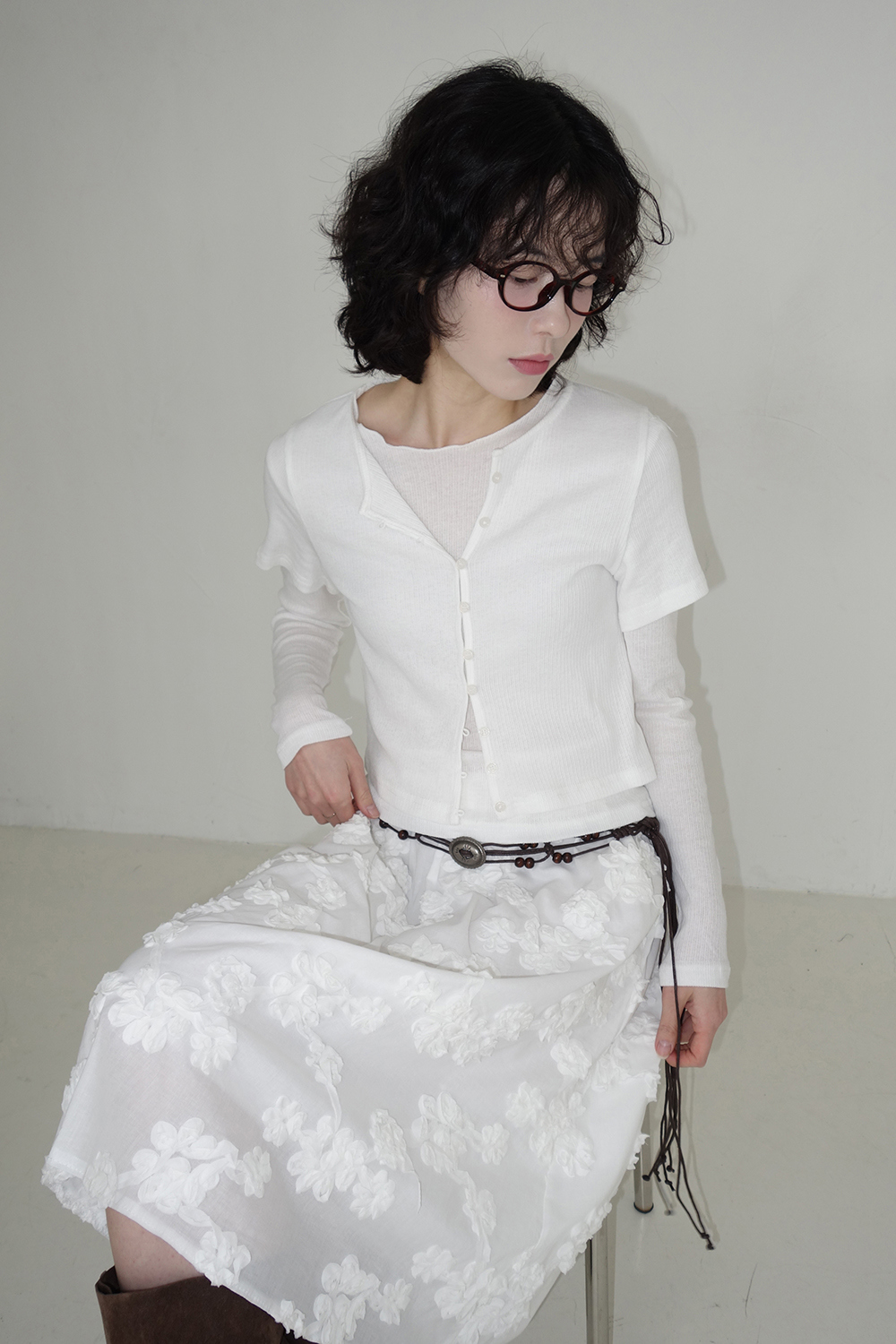 드레스 모델 착용 이미지-S2L3