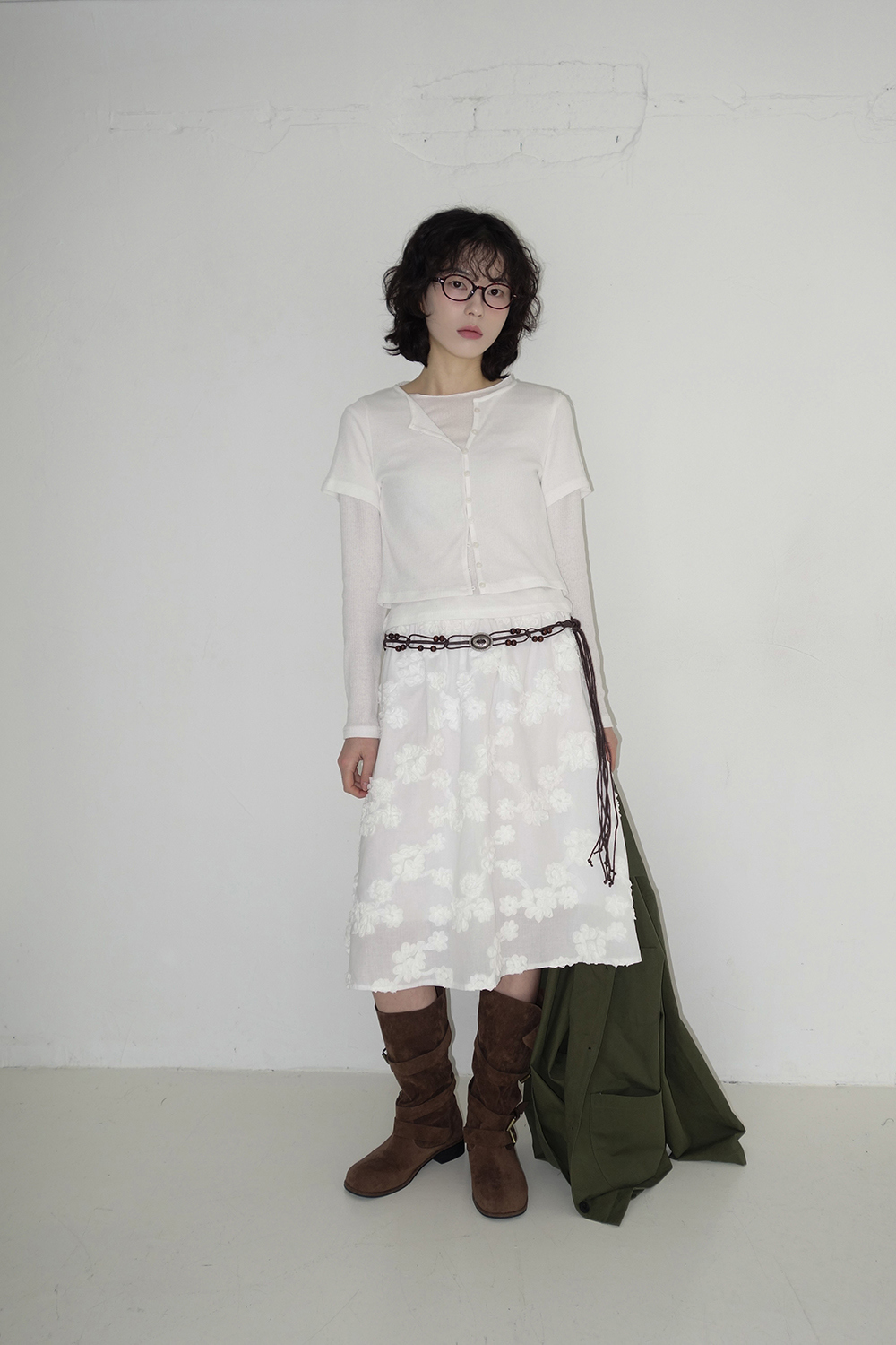 드레스 모델 착용 이미지-S2L15