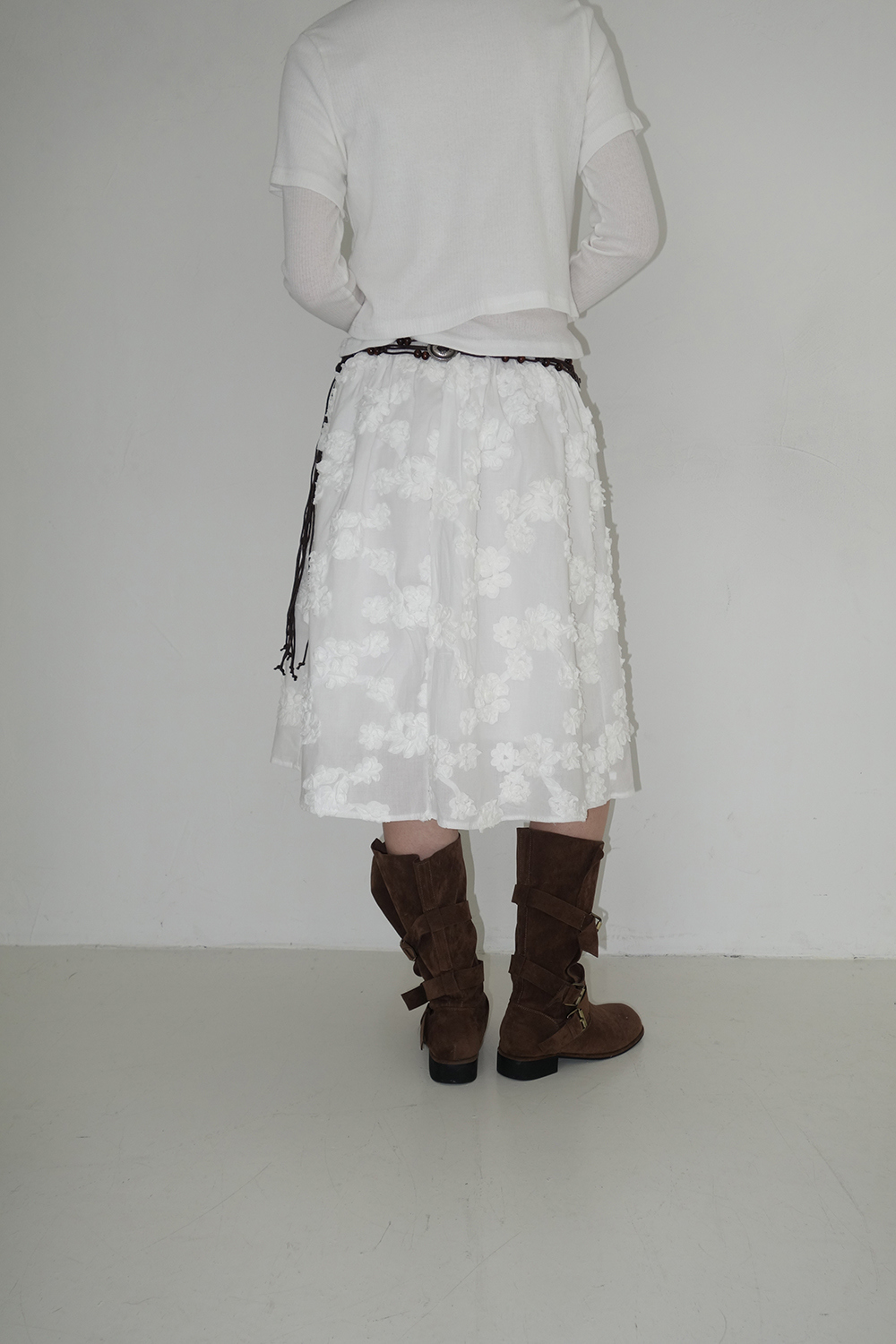 드레스 모델 착용 이미지-S2L19