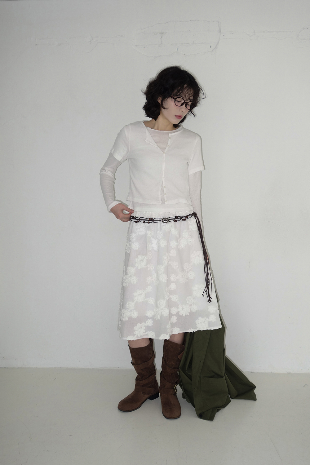 드레스 모델 착용 이미지-S2L16