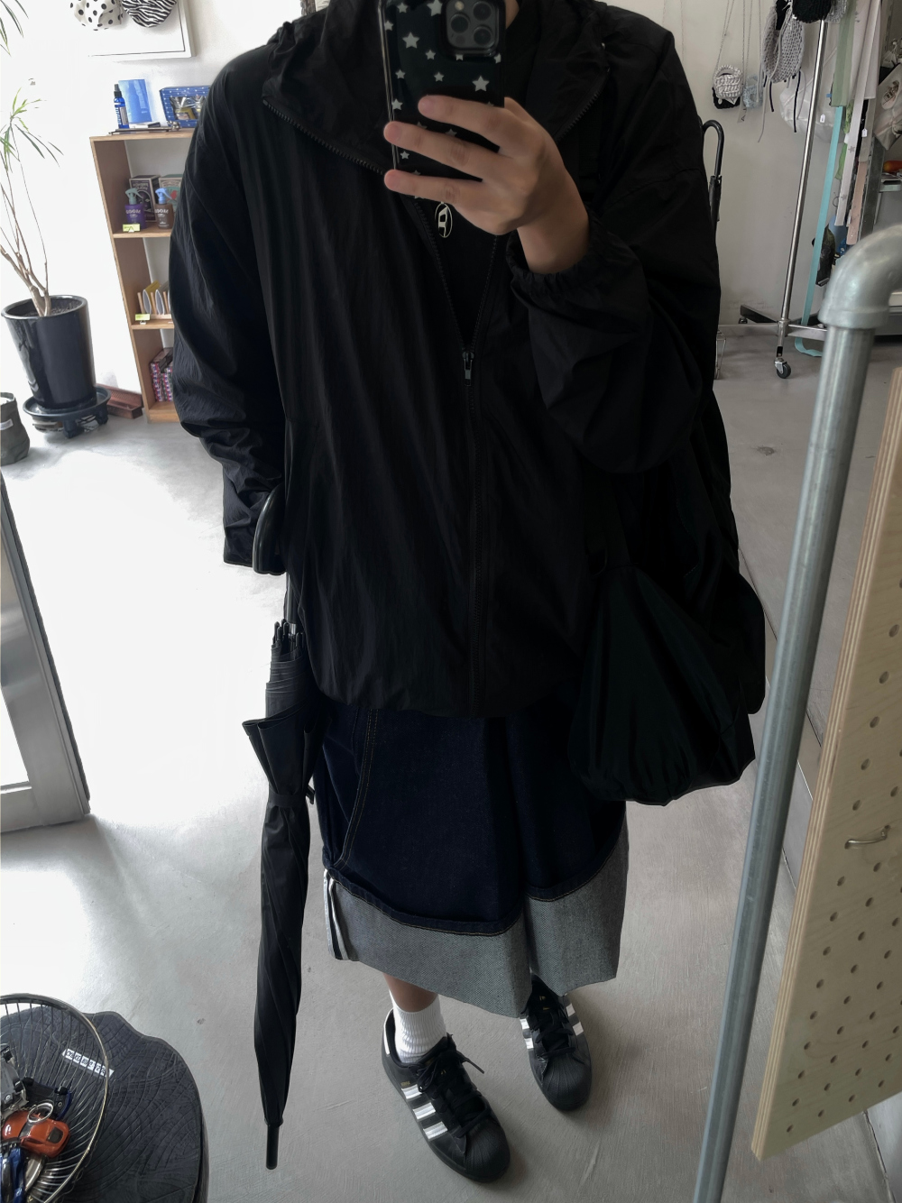 반바지 모델 착용 이미지-S2L26