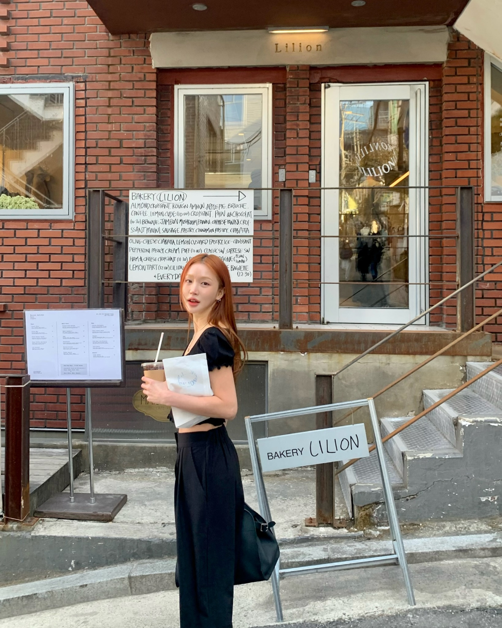 반팔 티셔츠 모델 착용 이미지-S13L5