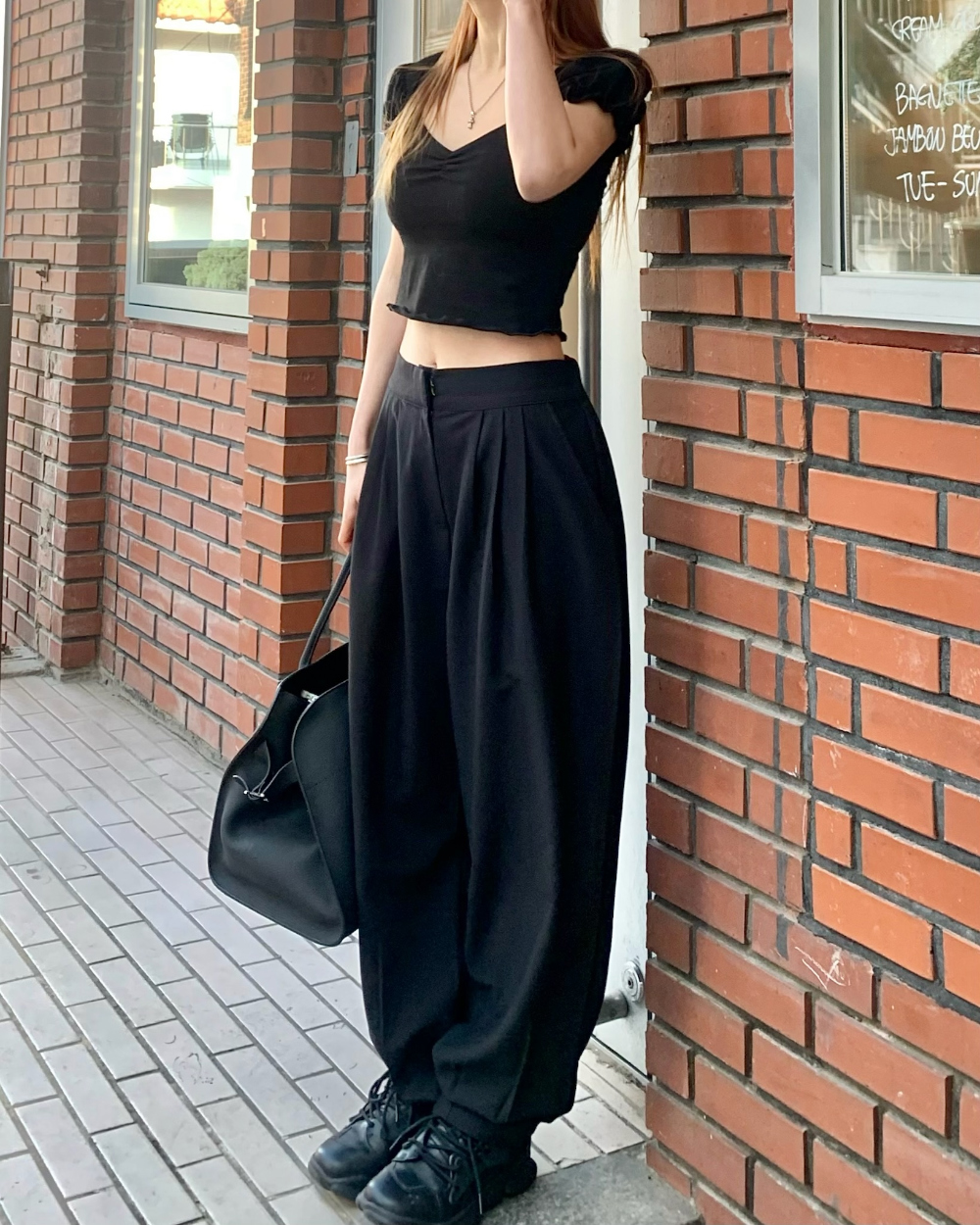 반팔 티셔츠 모델 착용 이미지-S13L3