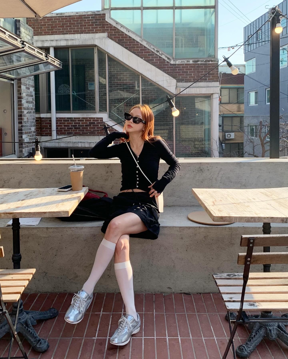 미니 스커트 모델 착용 이미지-S13L3