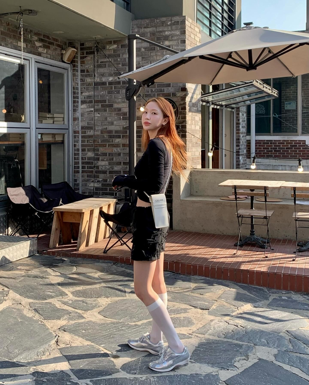 미니 스커트 모델 착용 이미지-S13L5