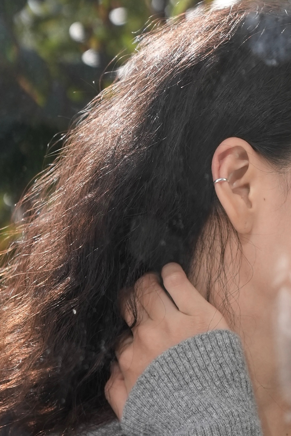 악세사리 모델 착용 이미지-S24L1