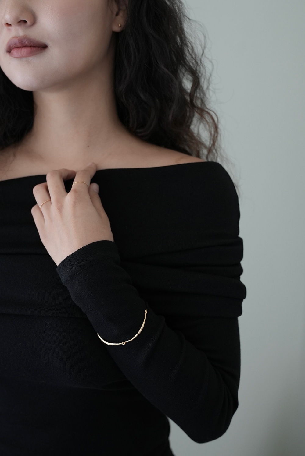 악세사리 모델 착용 이미지-S46L4