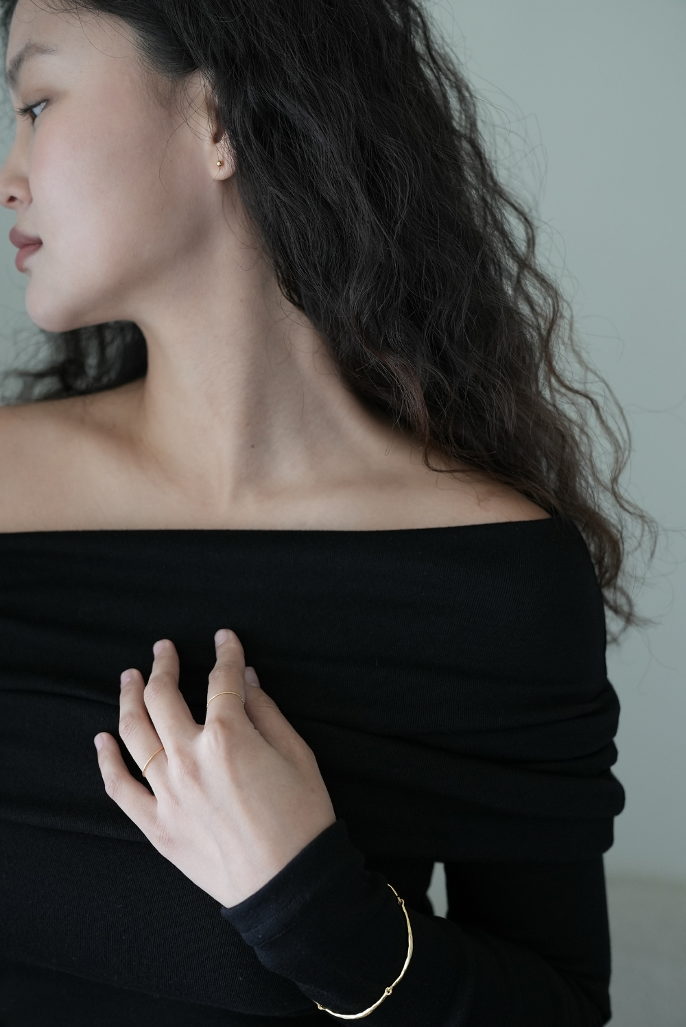 악세사리 모델 착용 이미지-S46L1