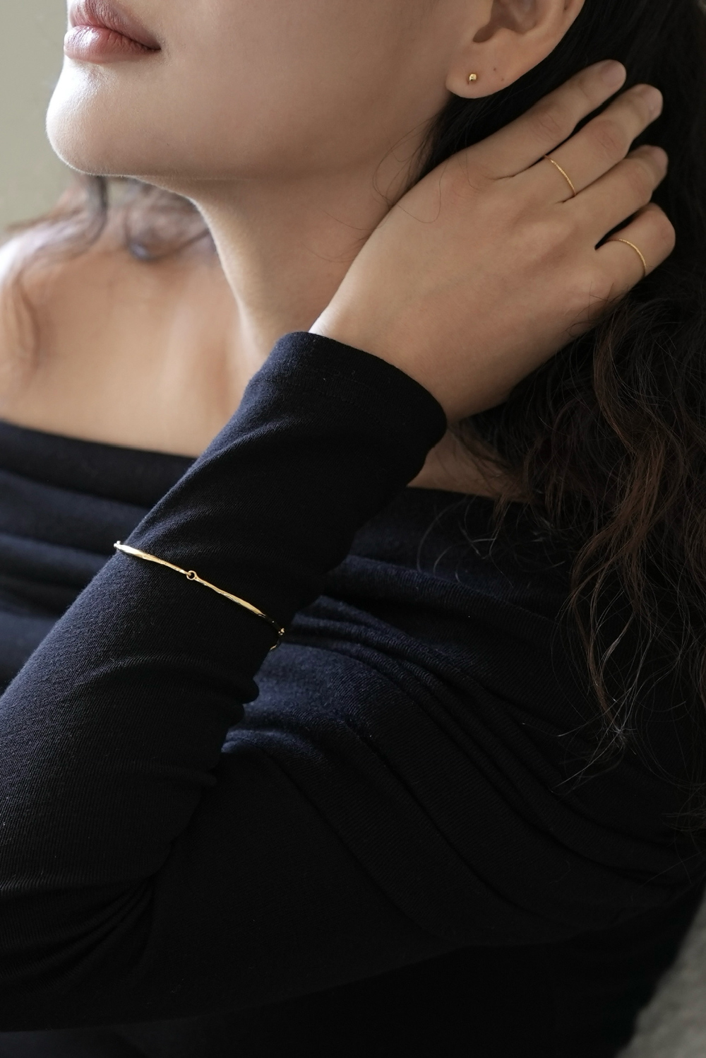 악세사리 모델 착용 이미지-S46L3